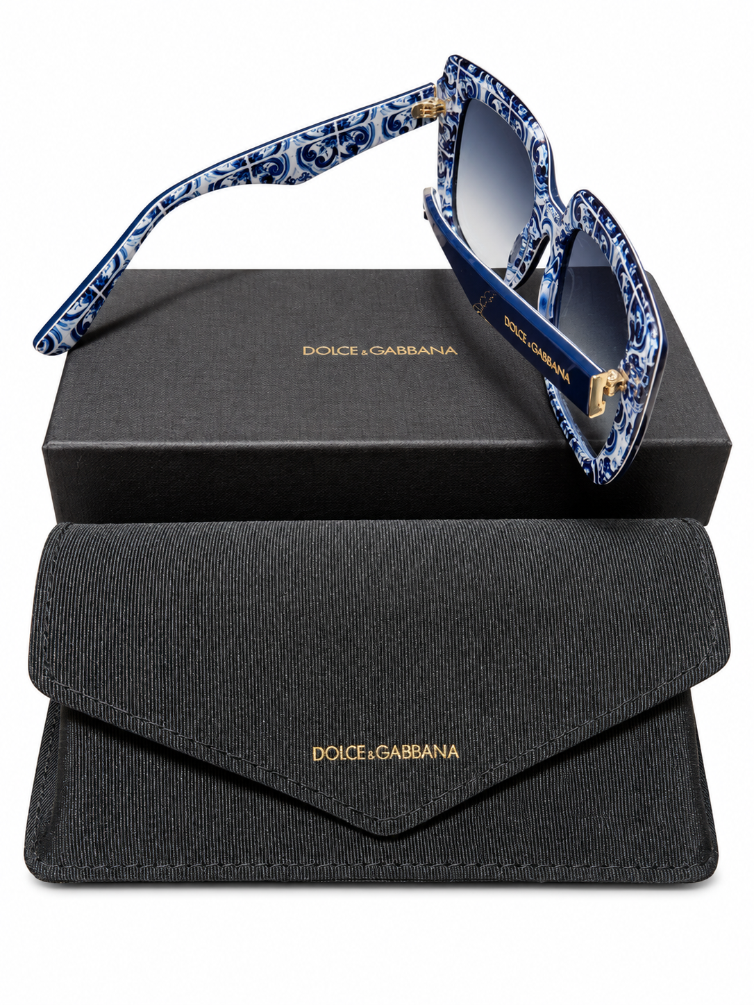 Dolce & Gabbana Oversized Square Blue Majolica Sunglasses – Gradient Lenses, Box & Case